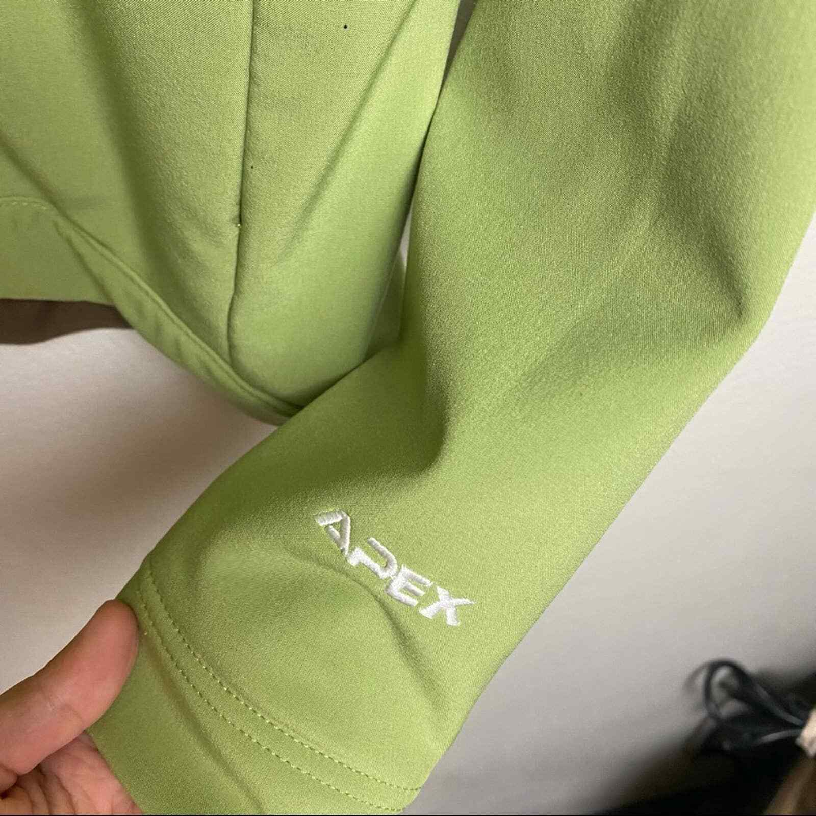 North Face Soft Shell Green Jacket - image 3