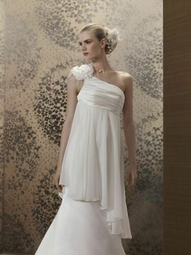 JUPON :/ FOND de robe blanc Lafaye collection taille 2 . EUR 10,00 - FR