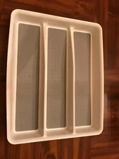 STYLE SELECTIONS ITEM NO. 0176042 KITCHEN DRAWER UTENSIL HOLDER WHITE 