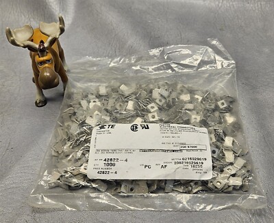  TE Connectivity 42822-4 AMP Connectors 0.250'' 6.35mm Quick Connect Lot of 1000