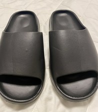 Men s EVA Slippers Cloud Thick-soled SandalsFashion Soft Bottom Beach Men. NEW