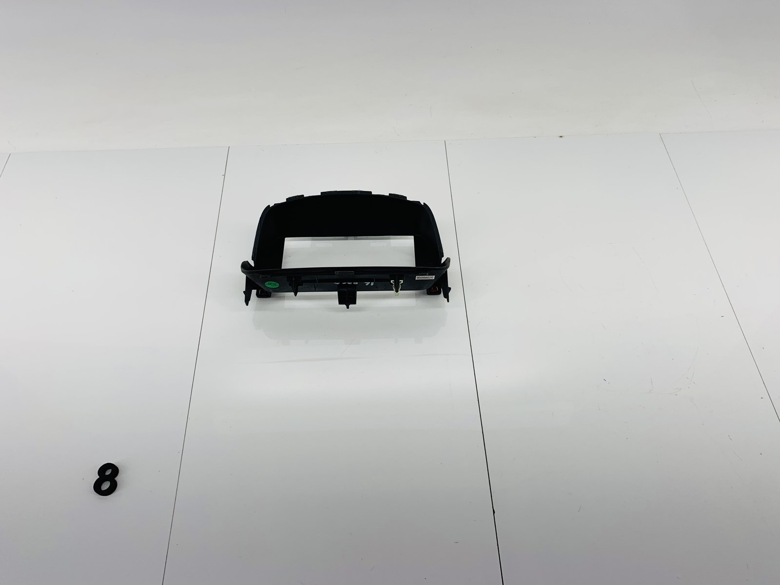 13-16 BUICK ENCORE CENTER DASH DASHBOARD INSTRUMENT PANEL DISPLAY BEZEL TRIM OEM