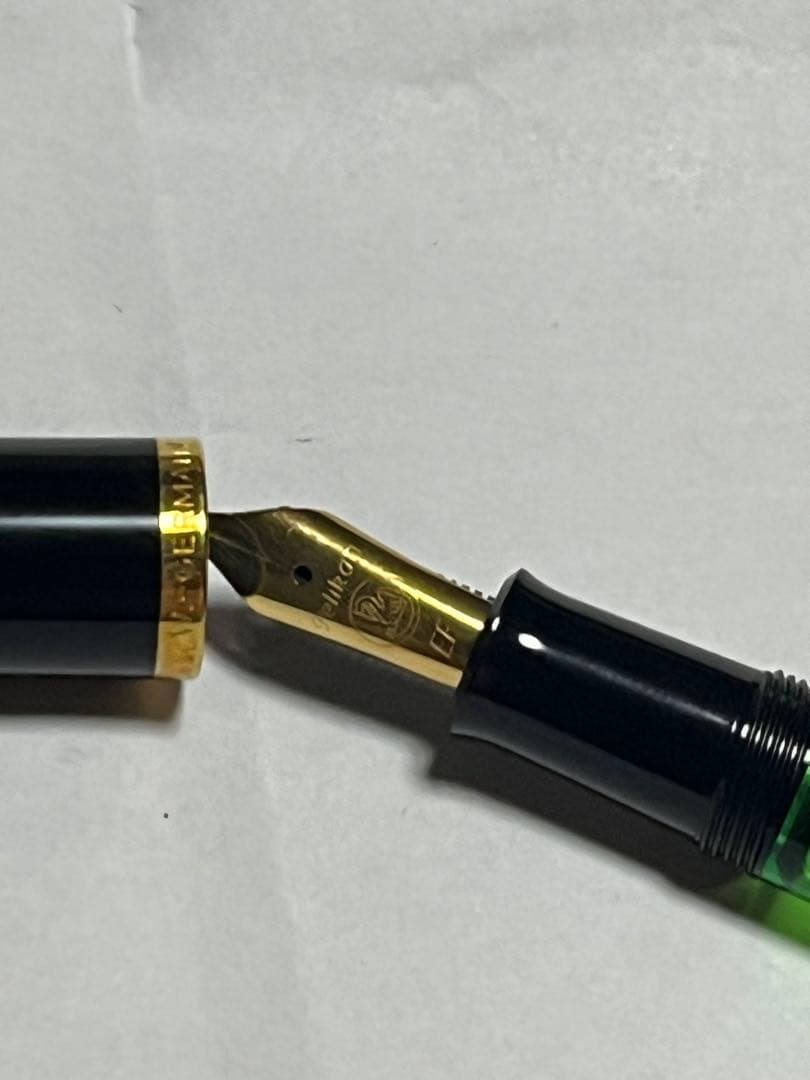 Pelikan Fountain Pen Gold Tone Black Metal Used Japan Writing Instrument