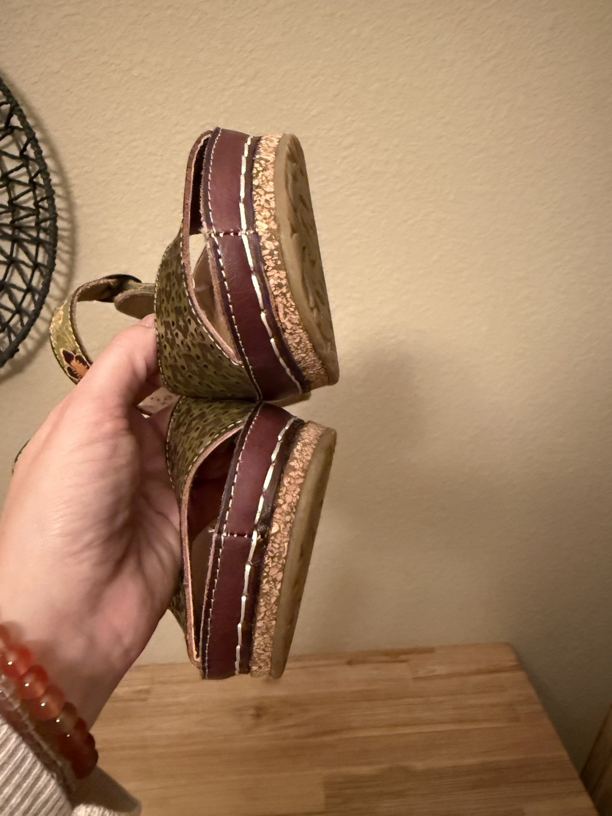 L’Artiste by Spring Step Delphia Green Floral Wedge Sandals Leather  39 / 8.5