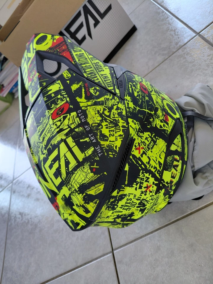 Casque cross enfant O’Neal 3SRS Youth Attack XL 55-56 cm état neuf - Photo 3/4