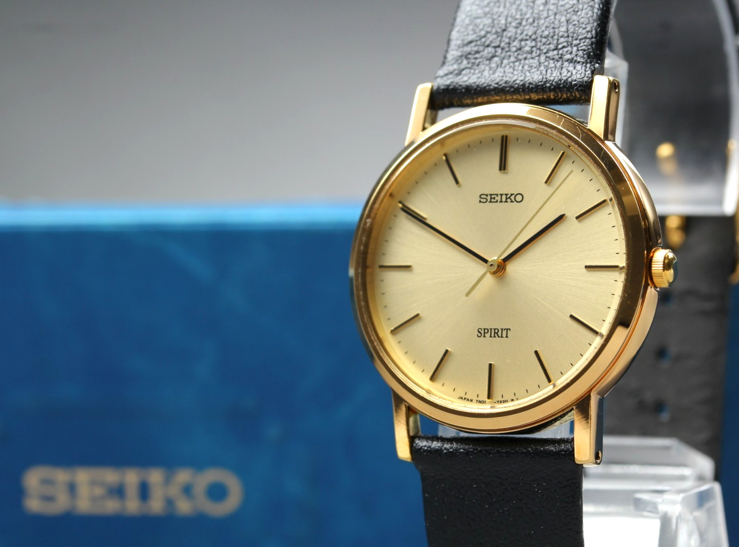 Vintage 1999 [N MINT] Seiko Spirit 7N01-7060 Gold Round Quartz Mens Watch JAPAN