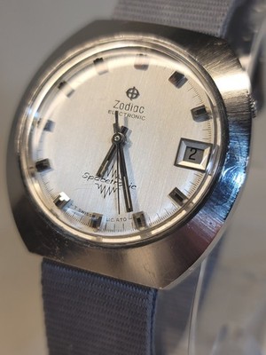  Vintage Zodiac Spacetronic Electronic Watch ESA 9154 High Beat 28800 BPH 1970s