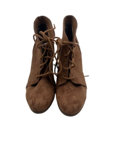 Women's MADDEN GIRL Brown Suede Lace-Up Ankle Boots Size 8M