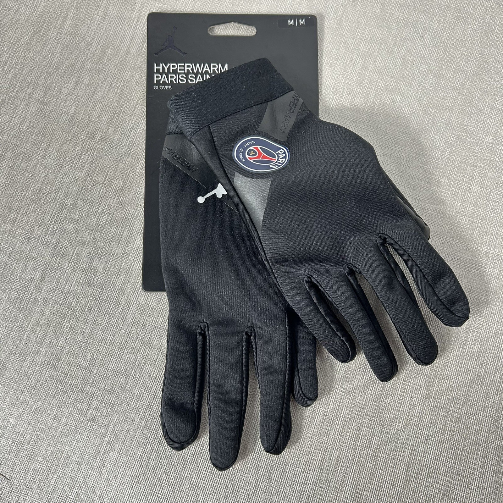 Nike HyperWarm Paris Saint-Germain Size M Soccer Gloves Black DC4182-010 New