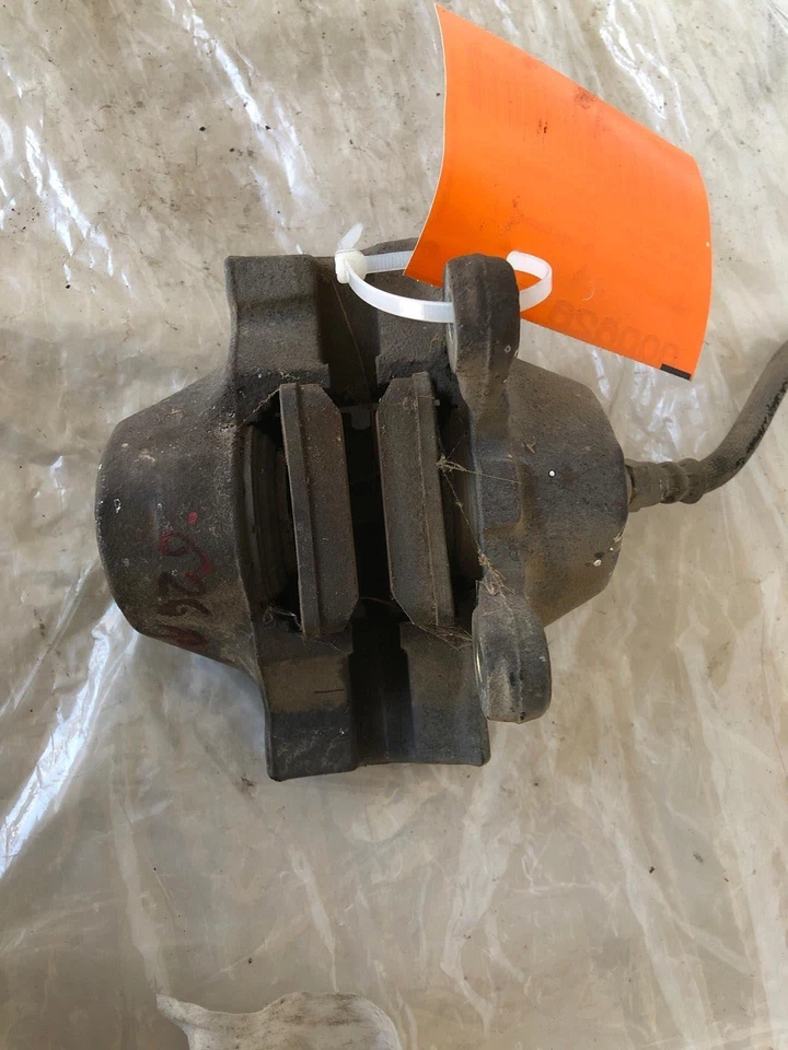 Piloto de pinza de freno trasero izquierdo Mercedes Benz Clase E E300TD 1996-2002 LH OEM Foto 3 de 4