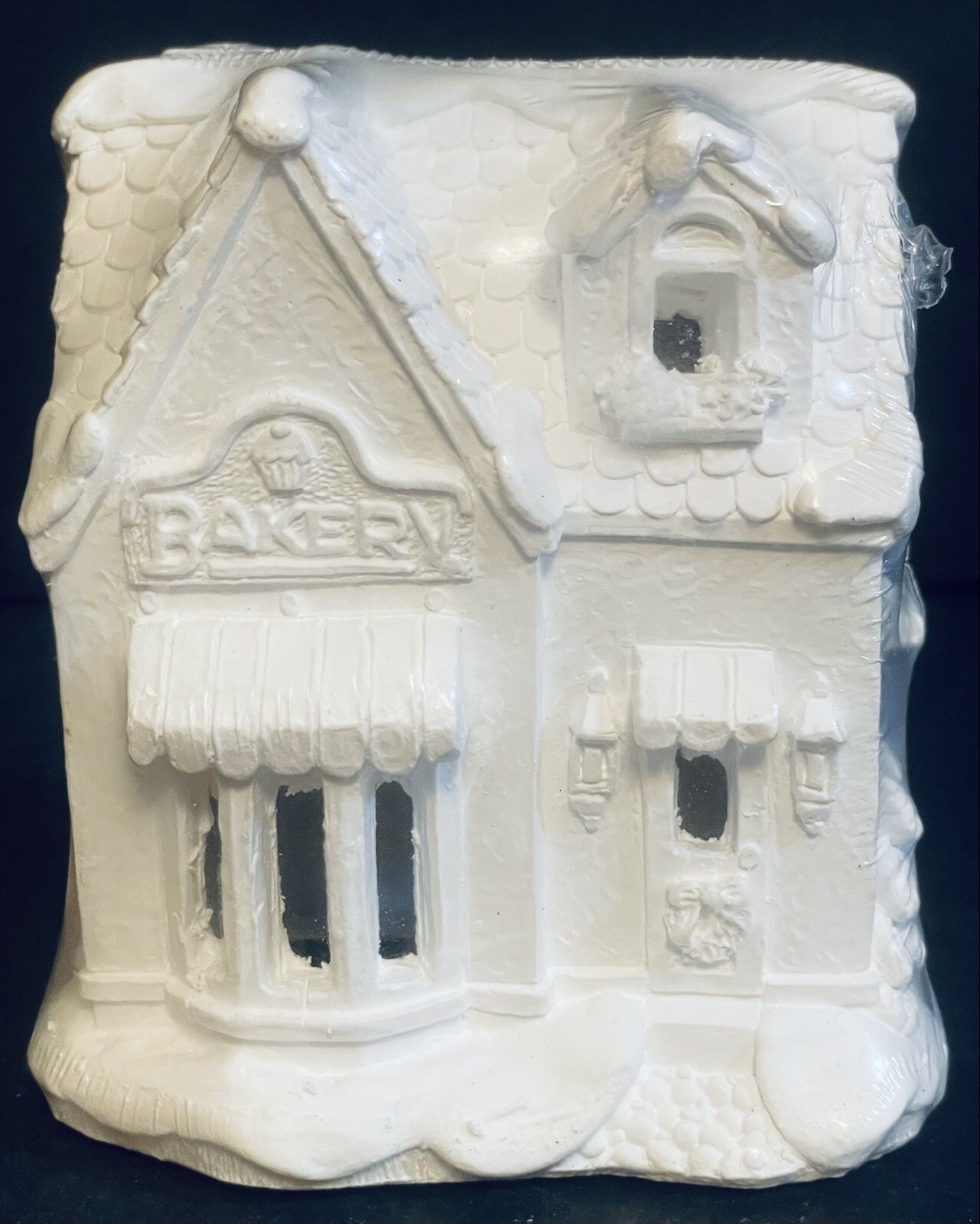 NEW CALIFORNIA CREATIONS READY TO PAINT CHRISTMAS VILLAGE BAKERY STORE