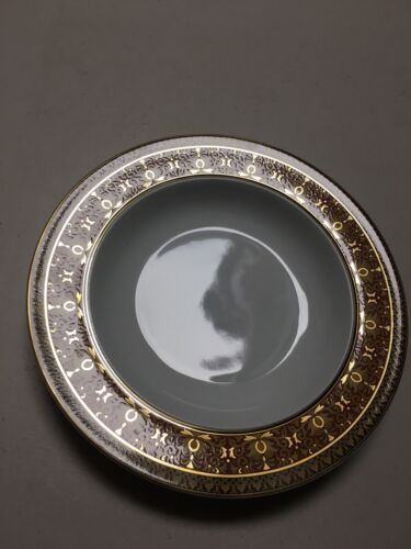 (8) VERSACE by Rosenthal, Germany "Medusa" 8.75 Inch RIM SOUP PLATES - Mint! - Picture 7 of 11