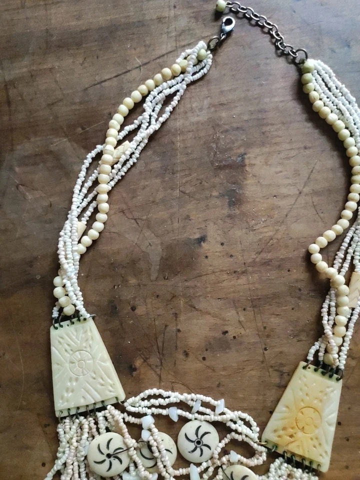 Collana Osso E Perline Vintage - Immagine 3 di 4