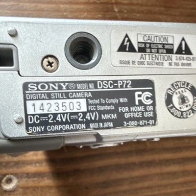 Sony Cyber-shot DSC-P72 Digital Camera 3.2MP 3x Zoom Built-in