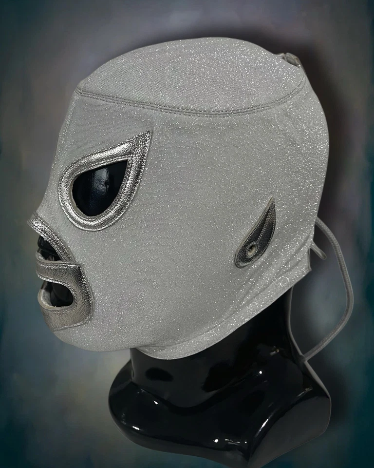 Máscara de lucha libre profesional El Santo Lucha Libre - NJPW CMLL WWE AAA Foto 2 de 4