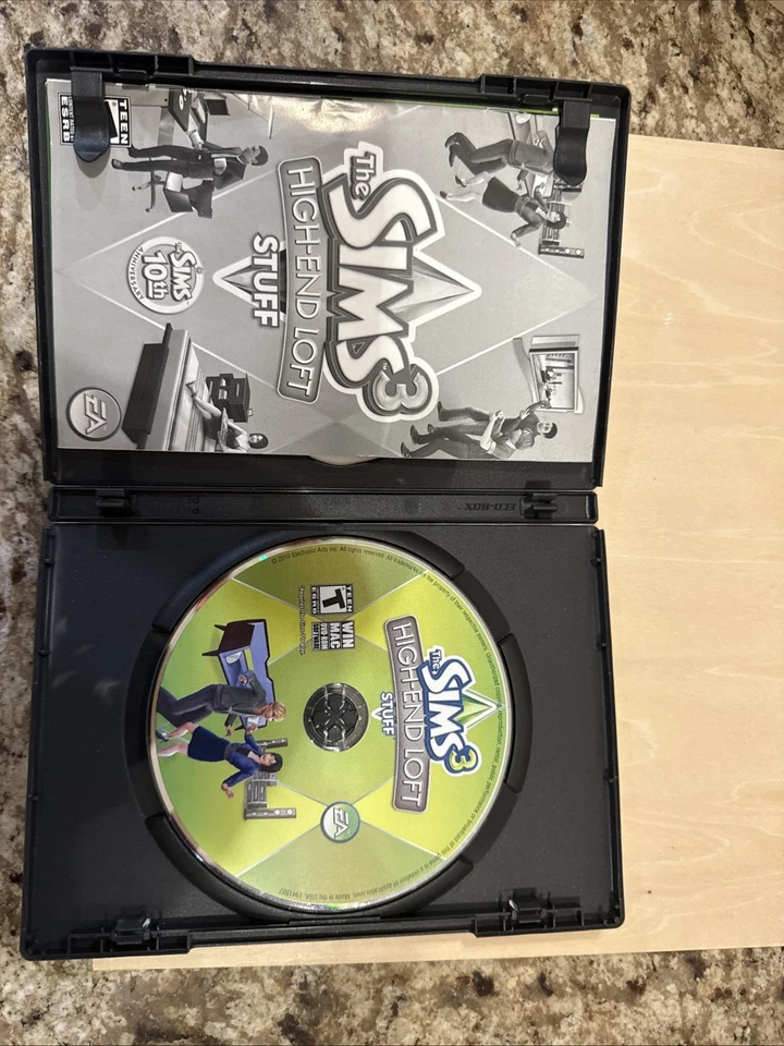 Set Of 3 EA Sports SIMS 3 Video Games - Image 3 of 4