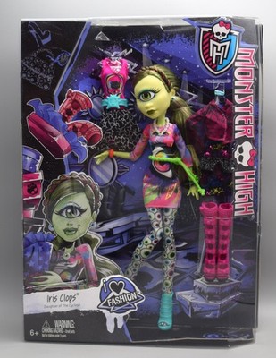 READ 2014 Monster High I Heart Love Fashion Iris Clops Cyclops Girl Doll NIB NEW