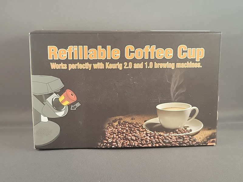 Set Of 5 Refillable Coffee Carafes For Keurig 2.0 And 1.0 Machines And a Scoop!