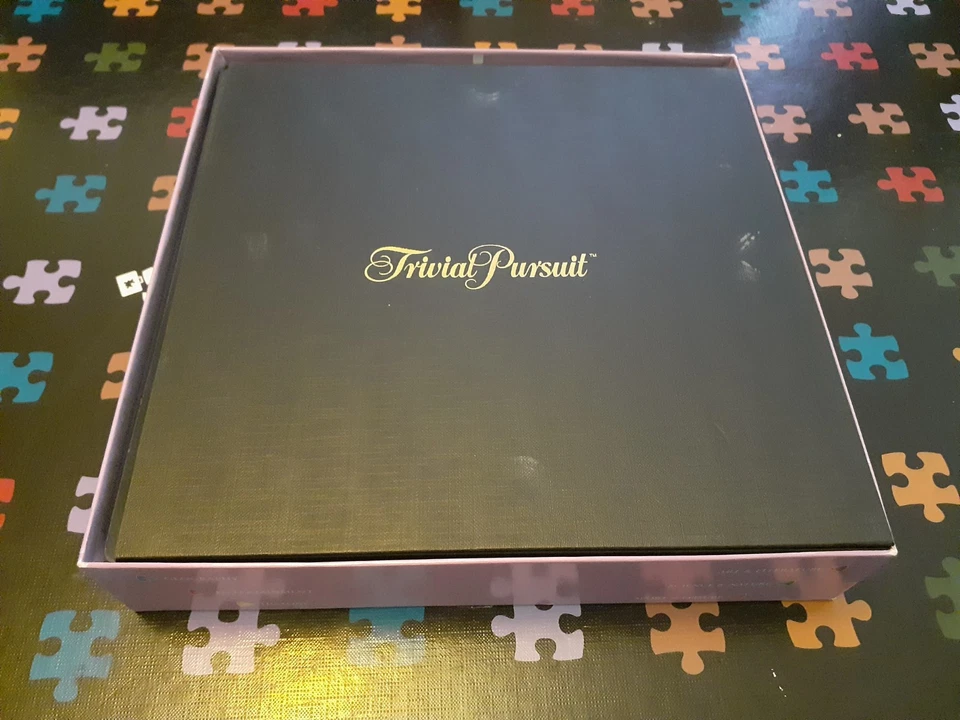 🎲 Trivial Pursuit Genus Edition Board Game Parker 15+ 2400 Questions Complete - Image 3 of 4
