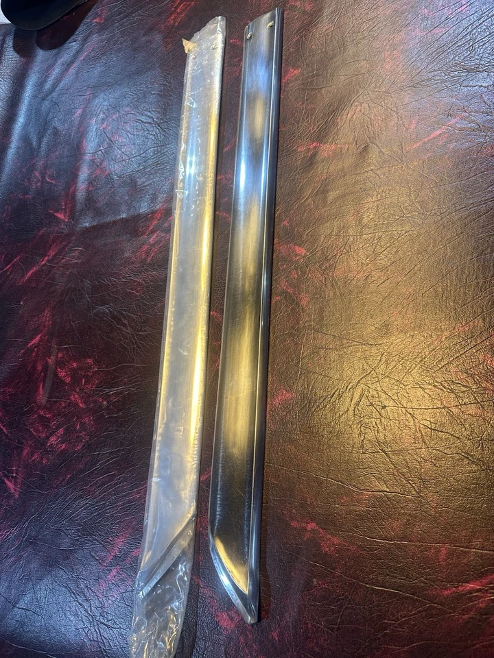 1962-1963 MERCURY METEOR S-33 PAR DE MOLDURAS DE BALANCIM PAINEL TRASEIRO QUARTO - Imagem 2 de 4