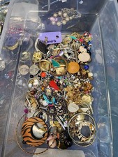 1lb Mixed Fashion Jewelry Lot For Crafting May Or May Not Have Matches J080226-0