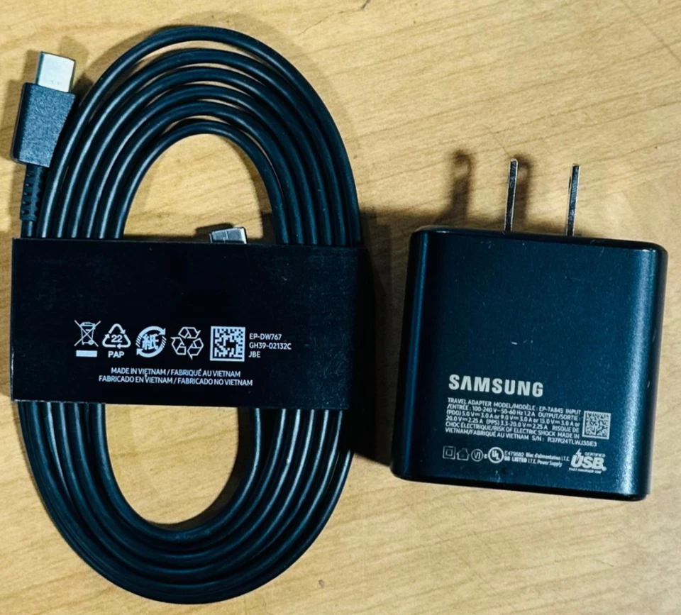 Genuine Samsung 45W Charger and 6ft USB-C Cable for Galaxy S22 S23+ S24 Ultra - Image 2 of 4