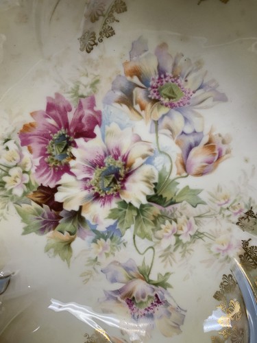 Antique Bavarian German Porcelain Bowl scalloped raised edges, gold Trim 10.5" D - Picture 9 of 11