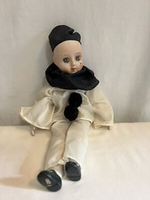 Vintage Pierrot Porcelain Clown/Mime Doll made in Taiwan unbranded.