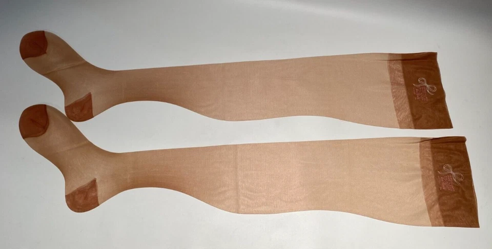 6 Pr. 复古性感吊袜带尼龙长袜 9 1/2 x 30 英寸无缝娇小 Van Raalte — 第 4/4 张图片