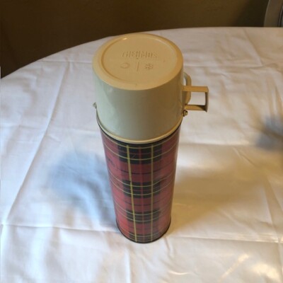 Thermos, Vintage, King Seely Vacuum Bottlew/Cup, Red Plaid ,Used, Large, Clean!