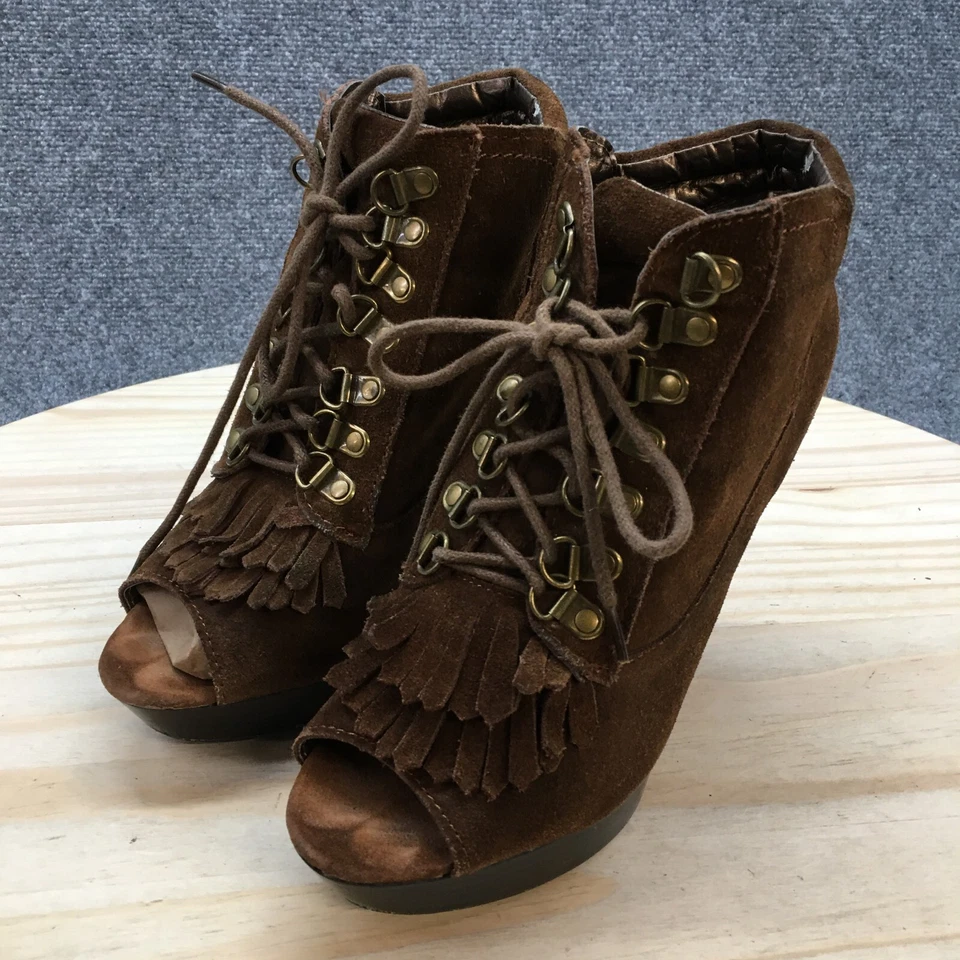 Botín de tacón NYLA para mujer 7 marrón Sabie Kiltie flecos punta abierta con cordones gamuza Foto 3 de 4