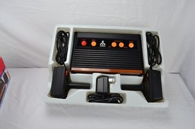 Atari Flashback 2 Classic Game Console System. Pre-Owned.