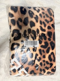 Victoria's Secret PINK Leopard Blanket - NIP 💖