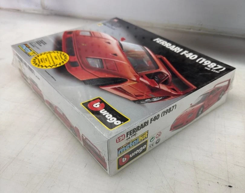 BURAGO 1987 FERRARI F40 METAL MODEL KIT NEW IN PLASTIC cod. 5540 - Image 2 of 4