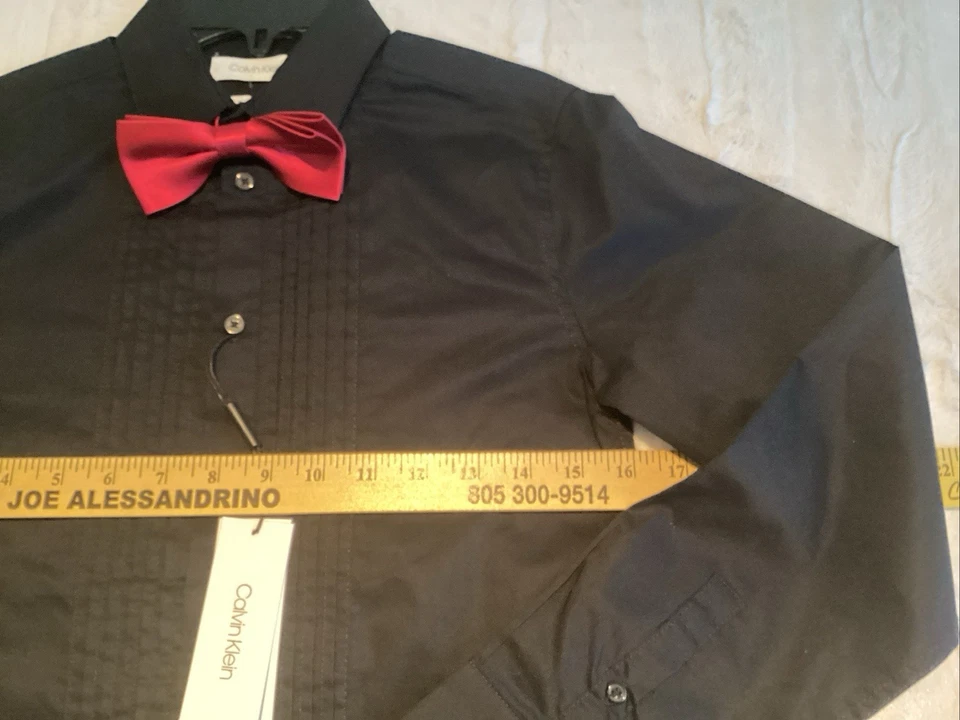 Camisa Esmoquin Plisada Formal Negra Calvin Klein Niños y Pajarita Roja Talla 14 Nueva Foto 2 de 4