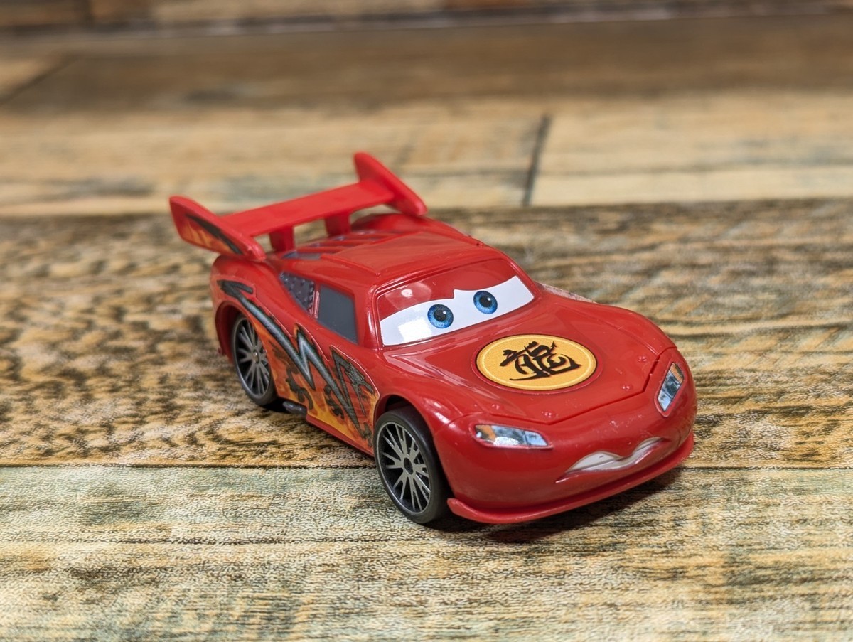 Disney Pixar Cars Tokyo Drift Dragon Lightning McQueen 1:55 Metal Diecast