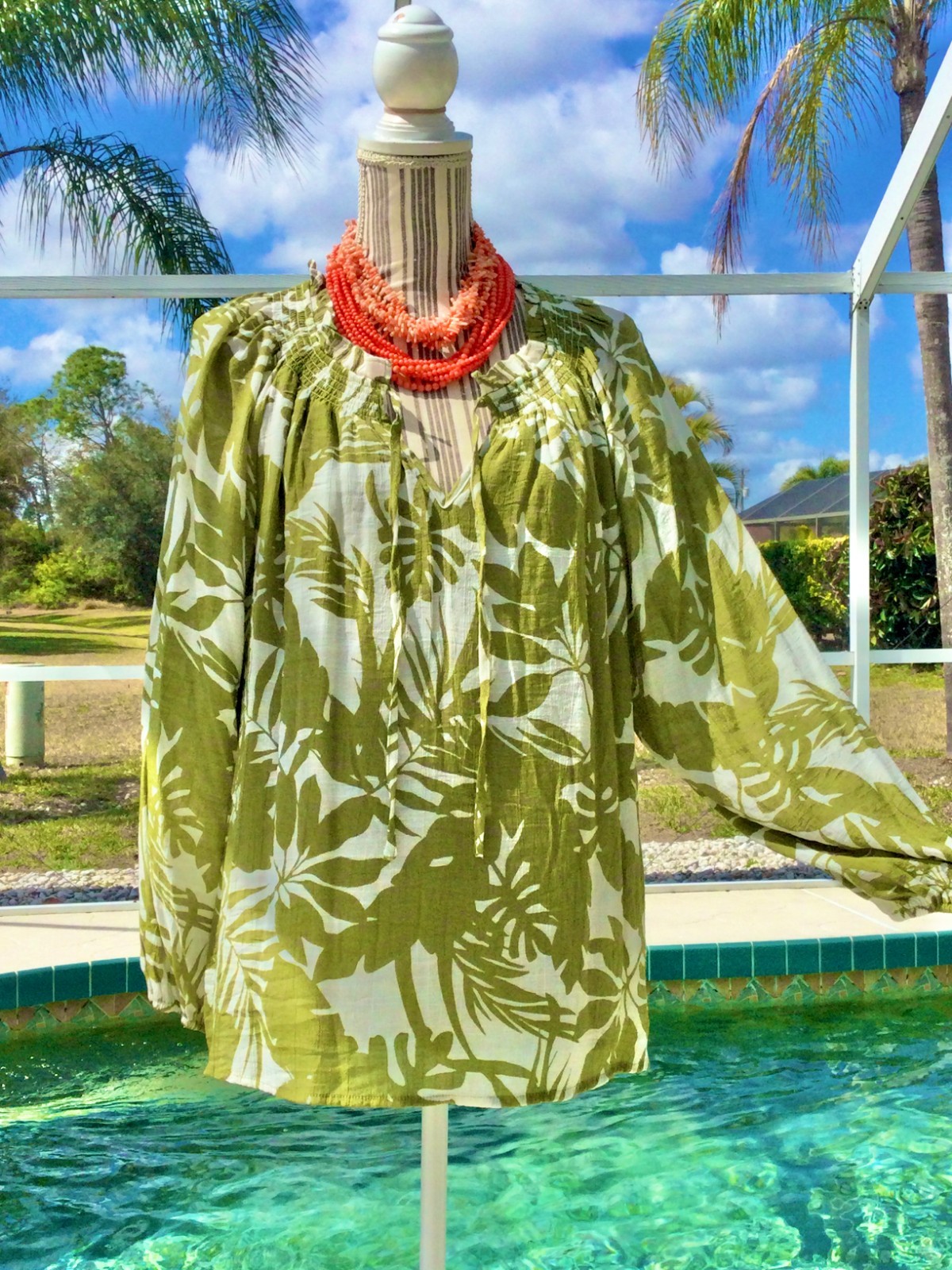 RUBY RD Turquoise,White,Navy DRAMATIC Tropical Vn… - image 21