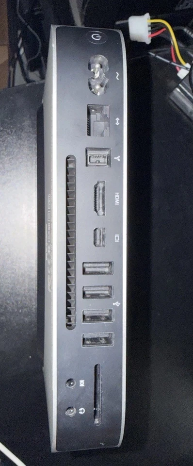 Apple Mac Mini 2010 A1347 2.4GHz Intel C2D, 4GB RAM 120GB SSD, MacOs Monterey. - Image 2 of 4