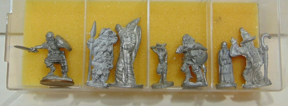 Vintage Lead Pewter Minis 1970s-80s D&D BIG LOT 30 Pcs RARE LOOK Ral Partha + - Image 4 of 4