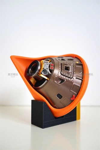 1:32/40 Scale Apollo Program Apollo 11 Re-entry Capsule Astronaut Model Kit - Picture 3 of 40