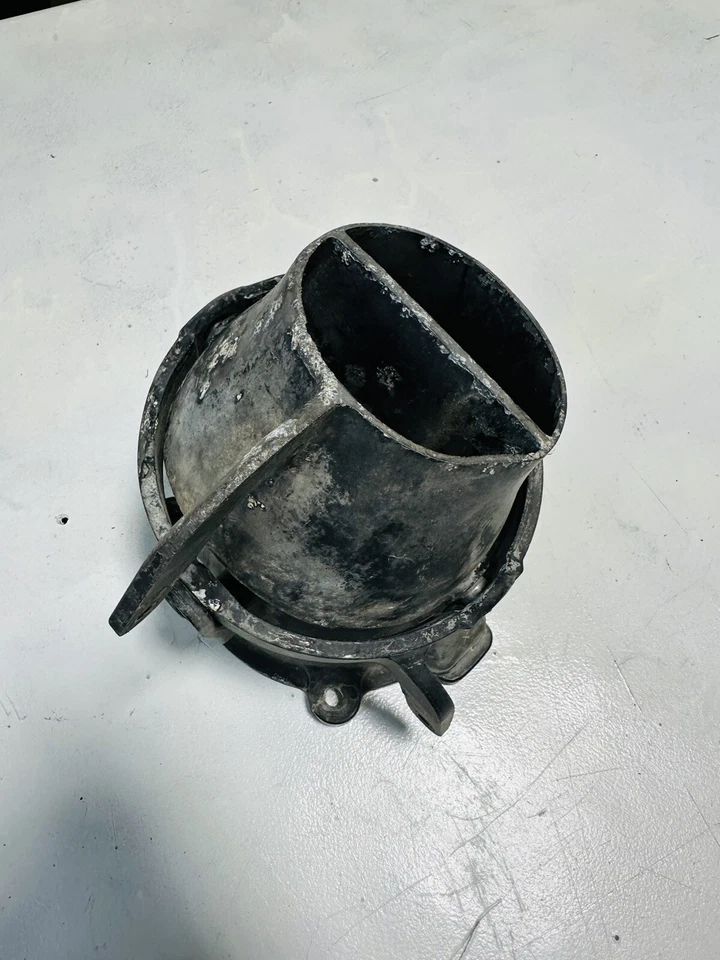 Корпус черного насоса Sea Doo Venturi SP 271000129 271000163 - Изображение 2 из 4