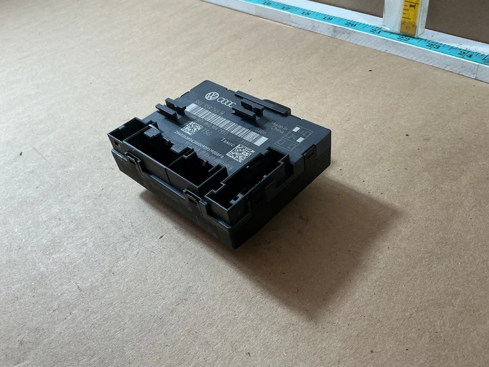 Módulo de control de puerta delantera izquierda Audi A5 S5 Q5 2009-2012 8K0959793D OEM Foto 4 de 4