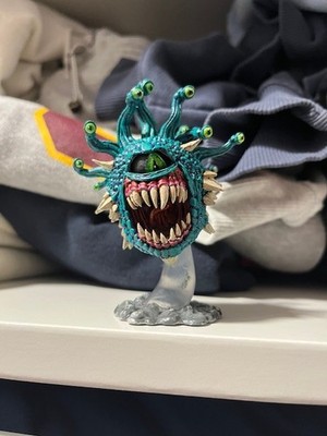 WizKids D&D Nolzur's Marvelous Miniatures Beholder - Painted