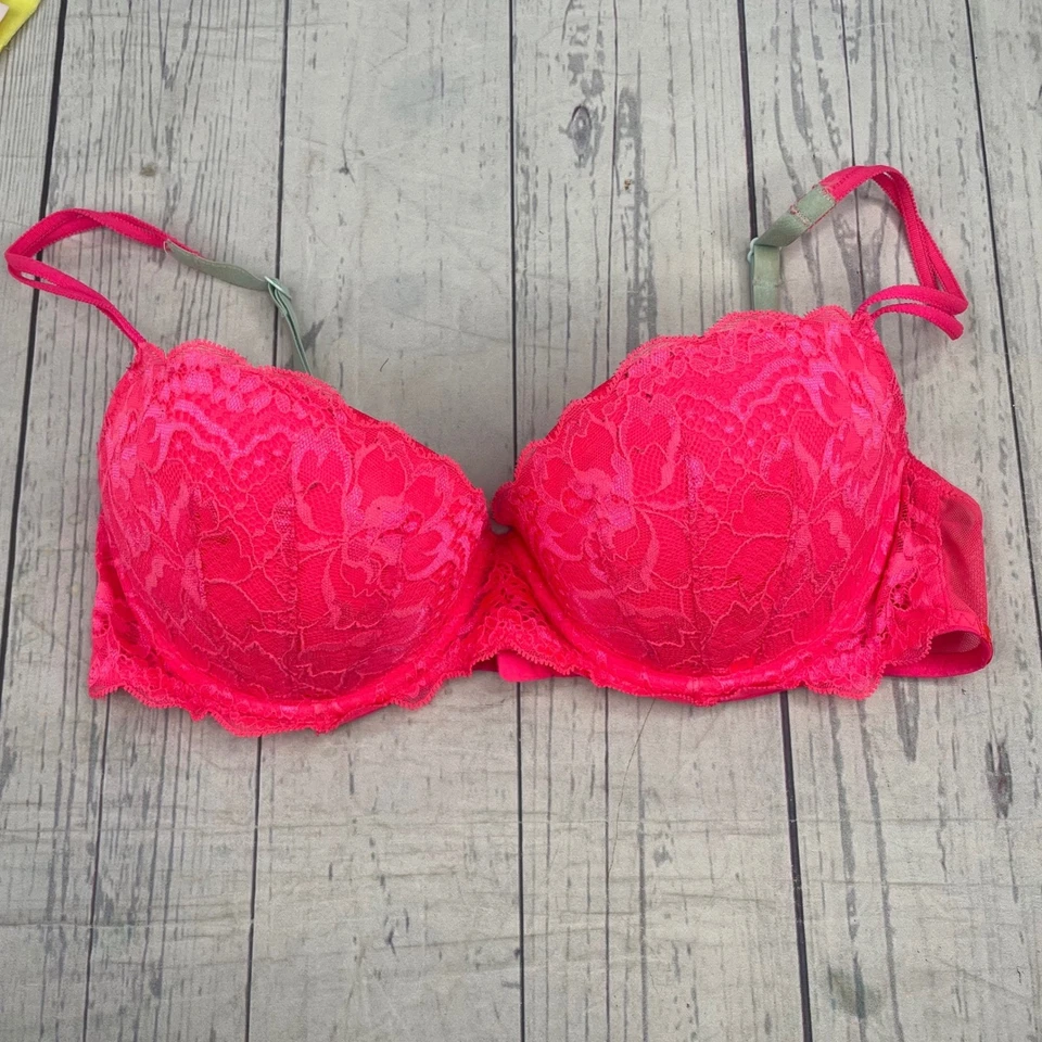 Lote de 4 sujetadores push up rosa Victoria's Secret VS 34C encaje usado en excelente estado bomba Foto 2 de 4
