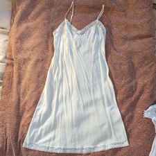 Victoria  s Secret 100 Silk Ivory Slip / Nightgown Medium M Cream