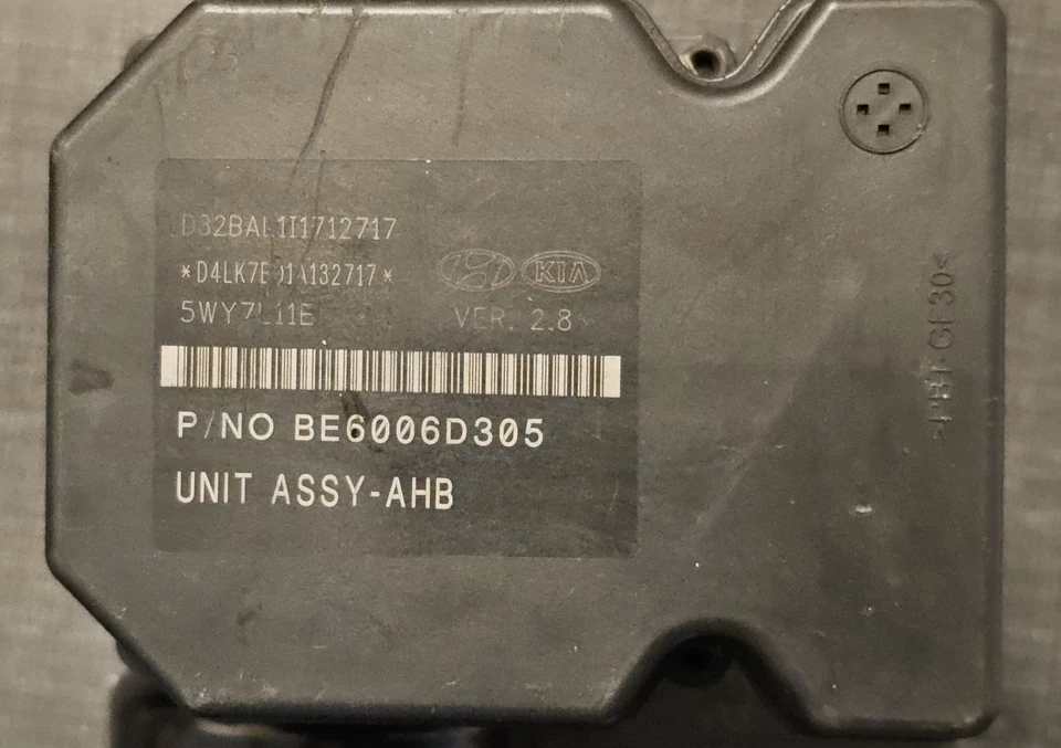 Unidad de módulo de bomba de freno antibloqueo ABS híbrido Hyundai Sonata 2011-2016 58620-4R001 Foto 4 de 4