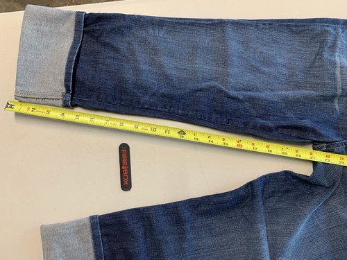 JOE'S Jeans Honey Kicker Cuffed Capri Medium Wash Medium Rise Whiskers Sz 29 - Picture 3 of 8