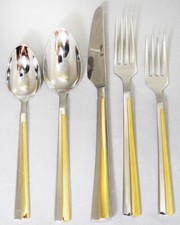 CLIMAX GOLD by Splendide/David Shaw 5 Piece Place Setting NEW NEVER USED Korea