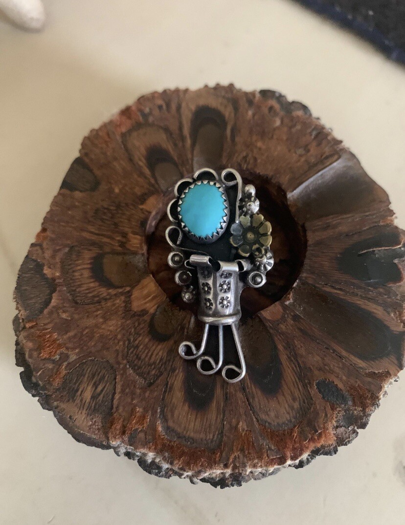 Magnificent Vintage Navajo Turquoise Fetish Native American Necklace Old Magnificent Vintage Navajo Turquoise Fetish Native American Necklace Old