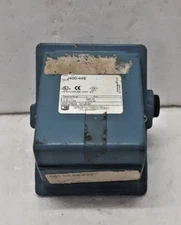 United Electric J400-449 Pressure Switch Expedite Shipping Worldwide